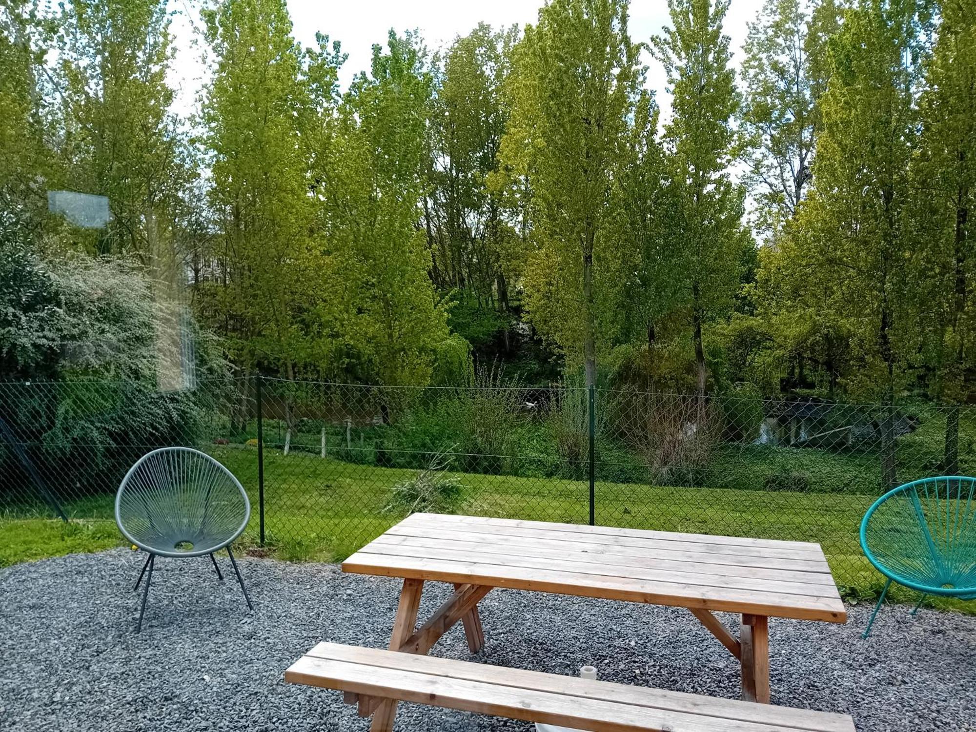 Maison Au Coeur De La Nature Cerisy-la-Foret 外观 照片